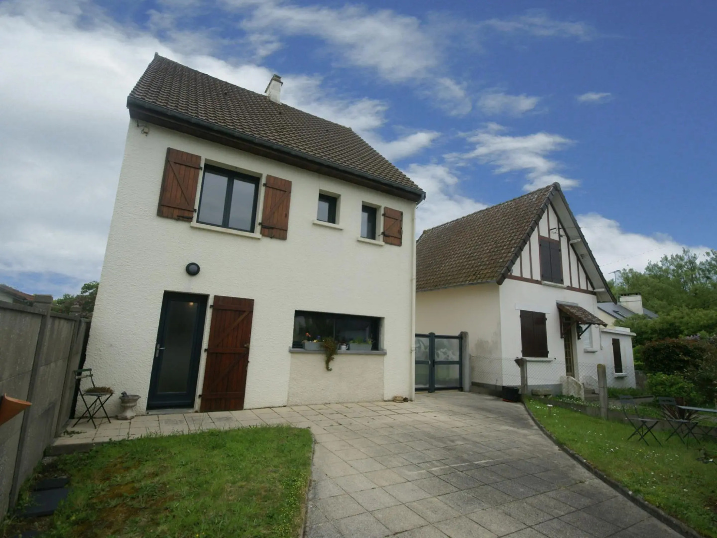 Beautiful Holiday Home in Agon-Coutainville with Garden