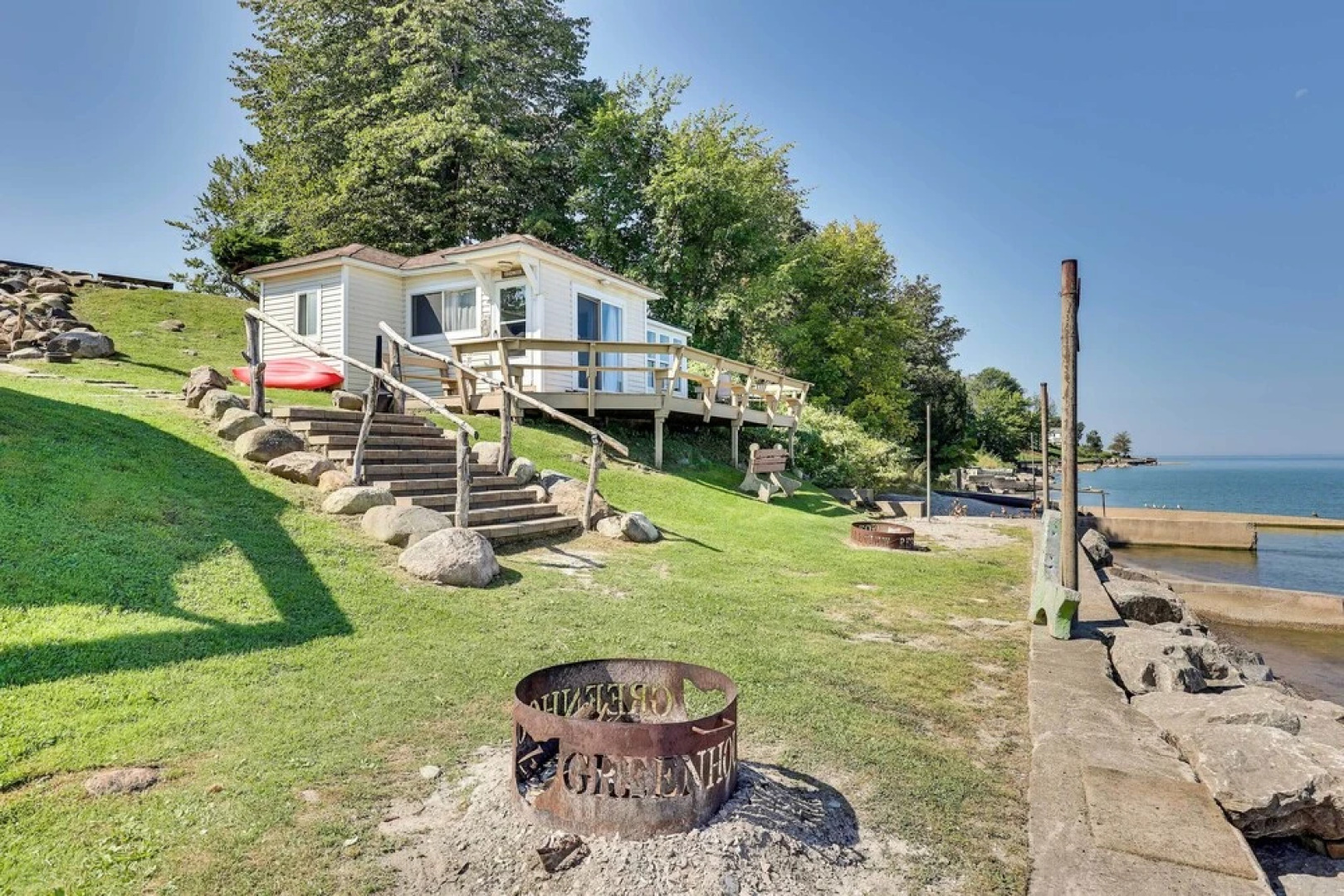 Scenic Geneva Cottage w/ Lake Erie Beach Access!