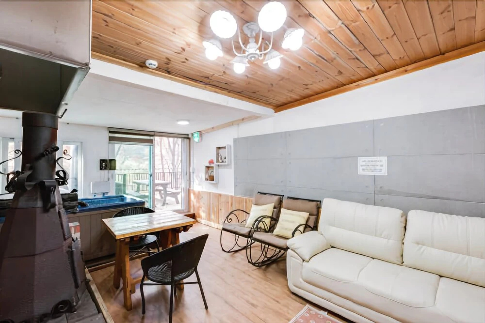 Yangpyeong Alice Spa Pension