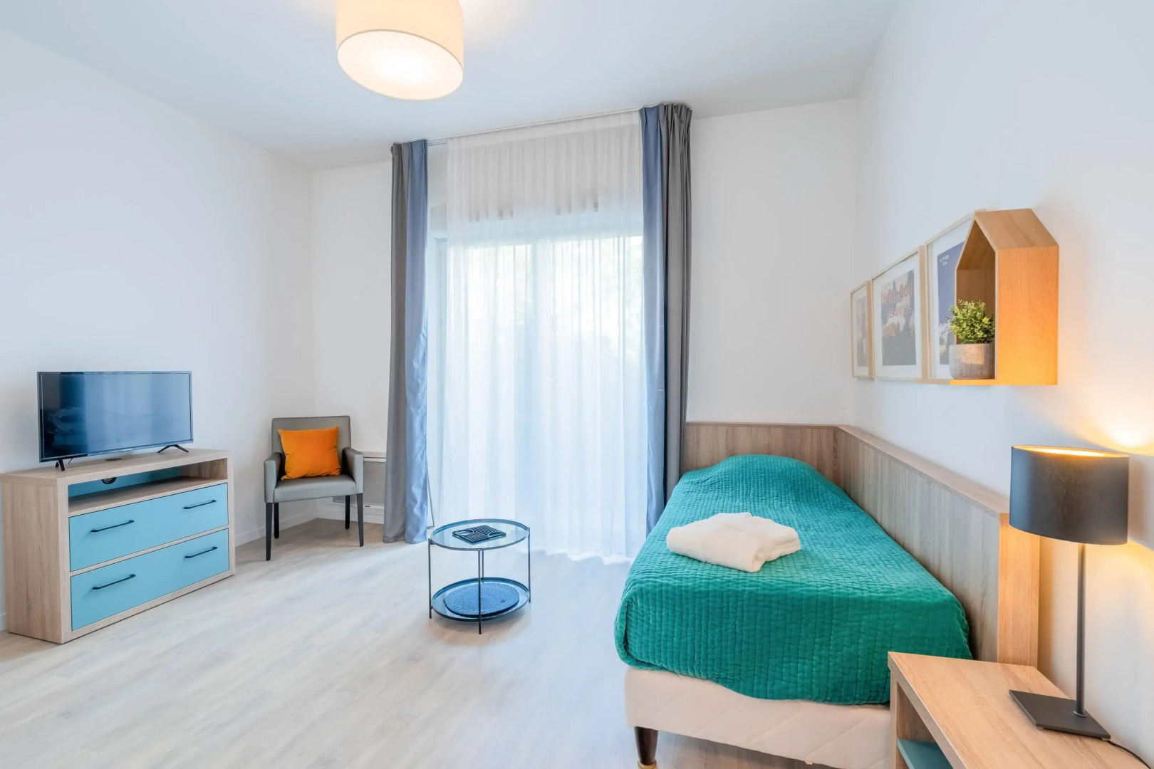 Quality Suites Moissy-Cramayel