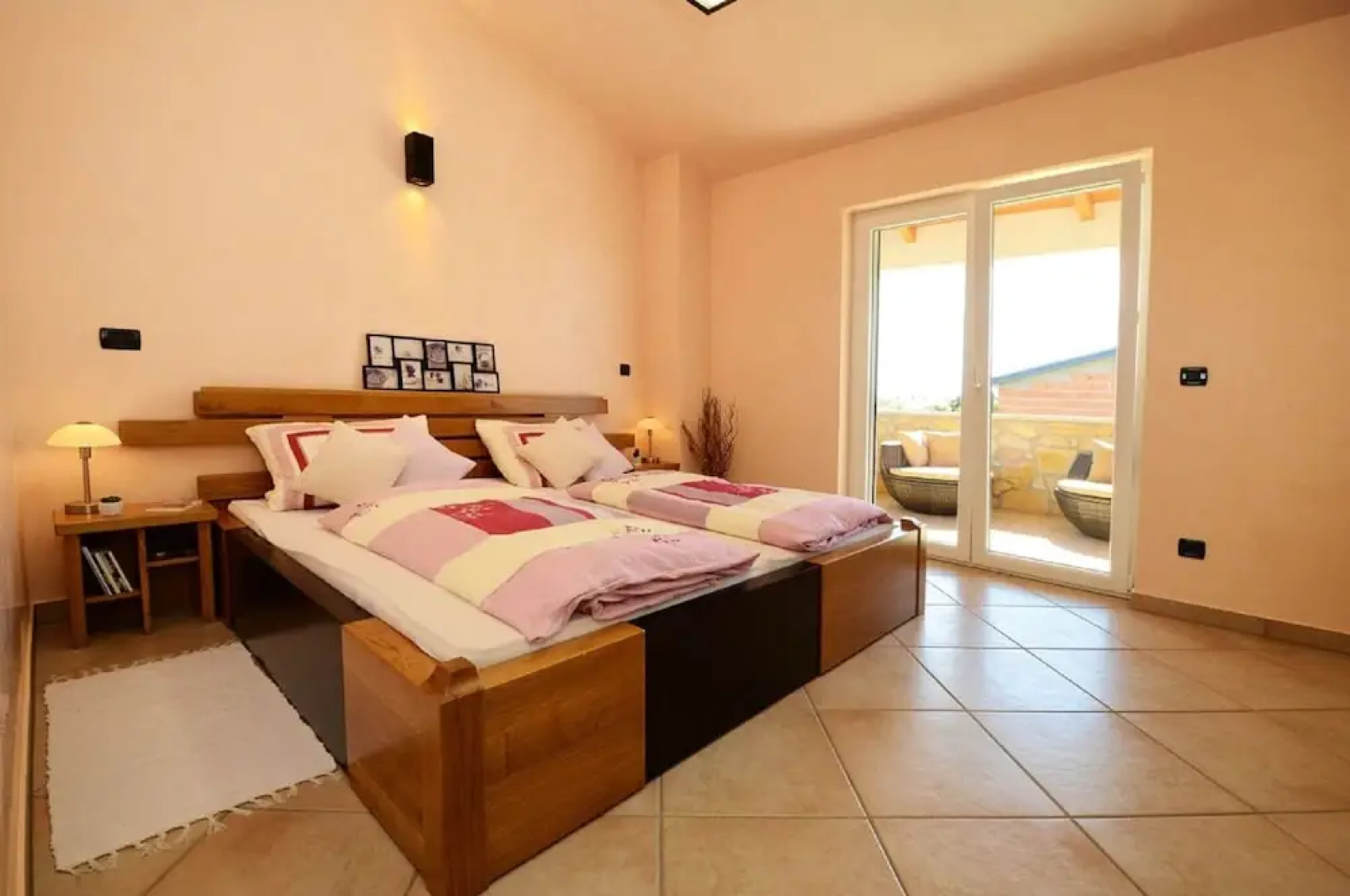 Cozy Holiday Home in Rogovici With Swimming Pool