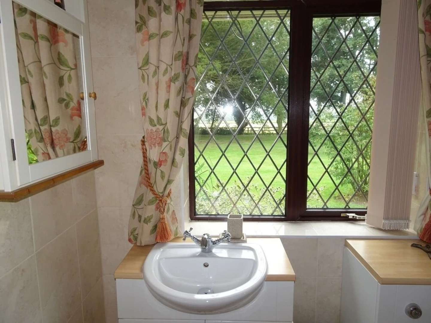 Drinkstone Park Bed And Breakfast