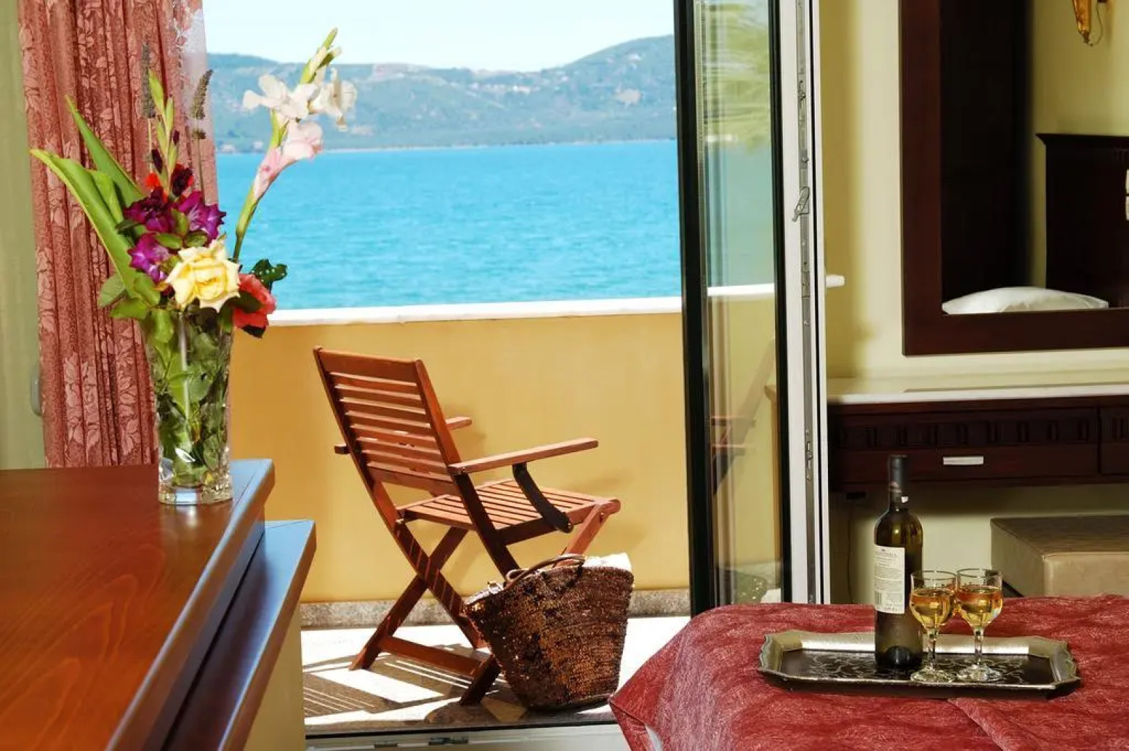 Ariadnes Holiday Accommodation II