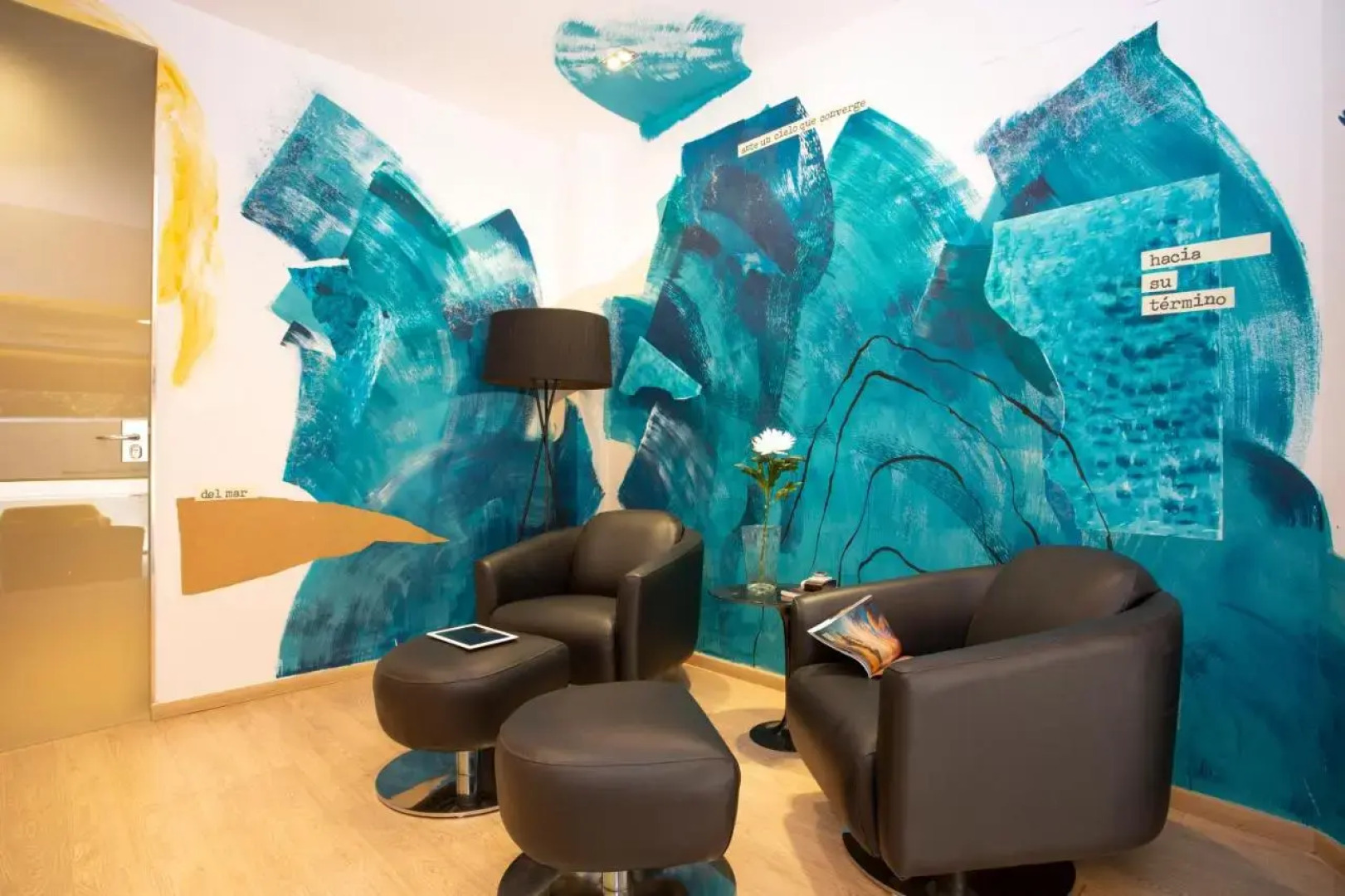 Casual Colours Barcelona Hotel