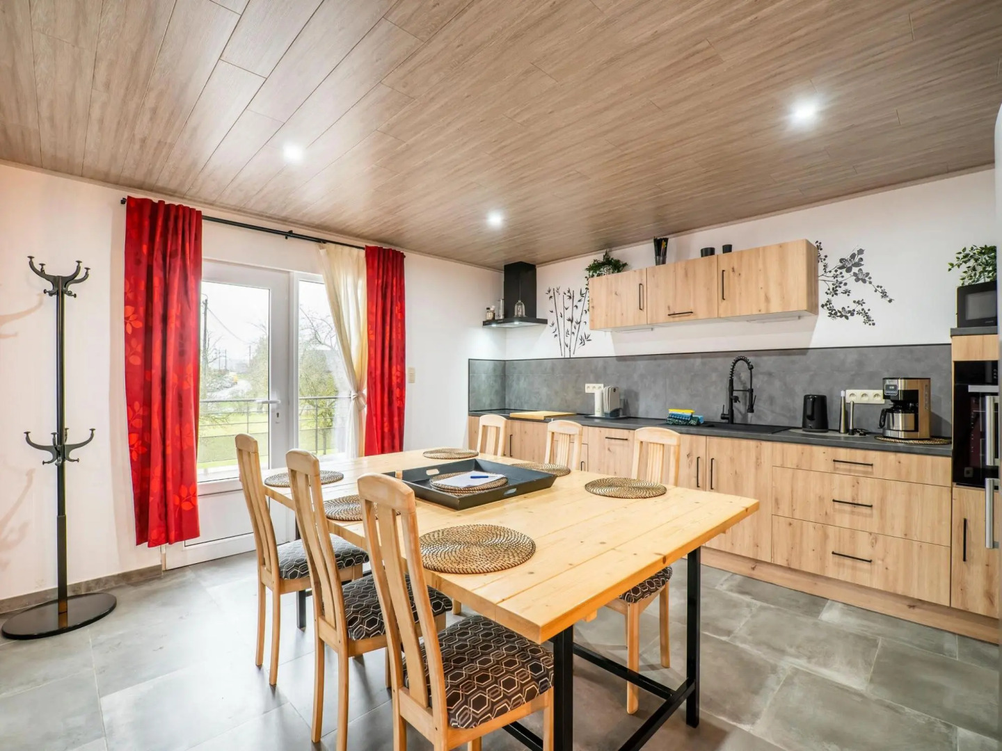 Holiday Home in Wallonie With Garden