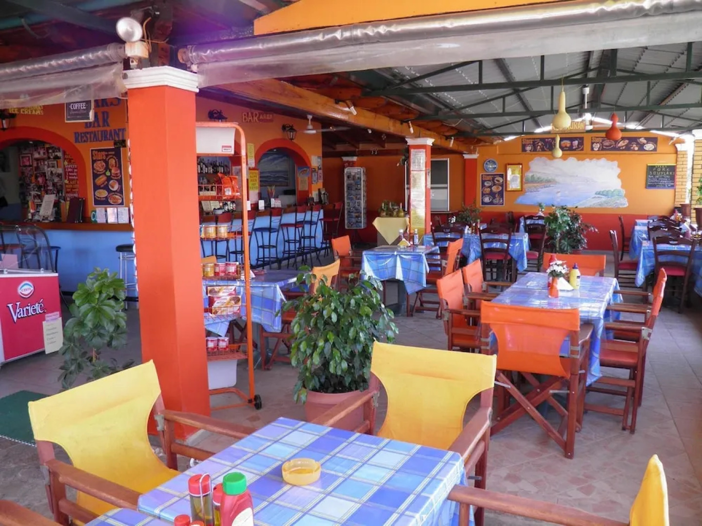 Studio in Corfou, With Pool Access, Balcony and Wifi