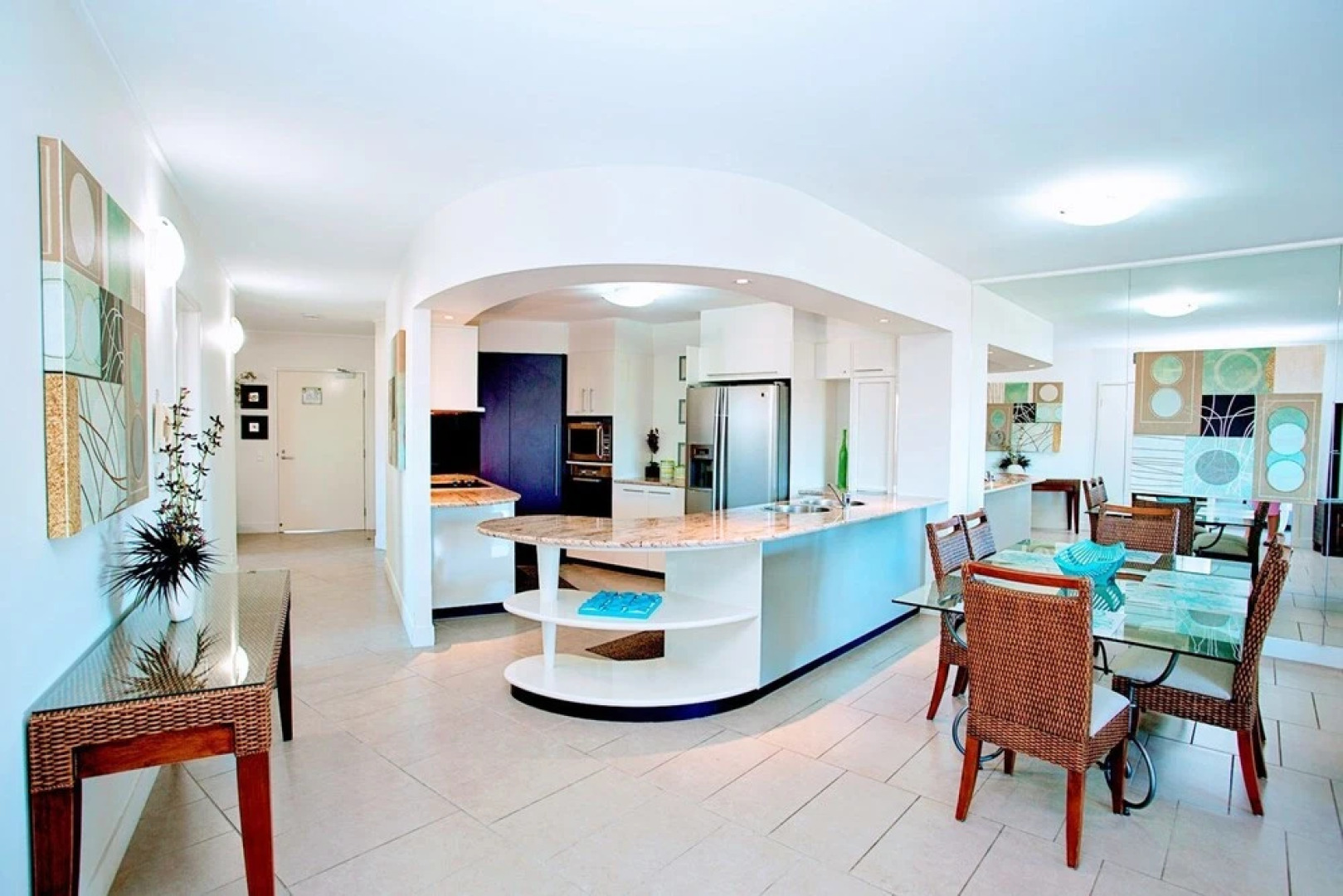 Apartment 409 Pavillions on 1770