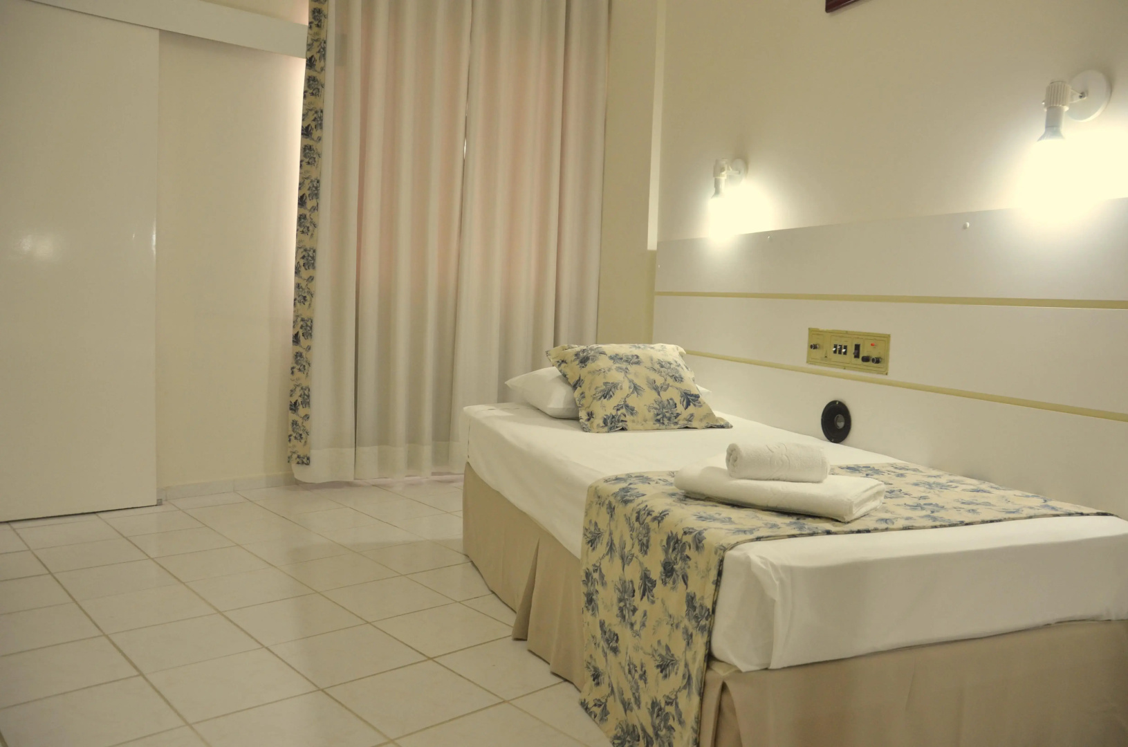Tower Franca Hotel