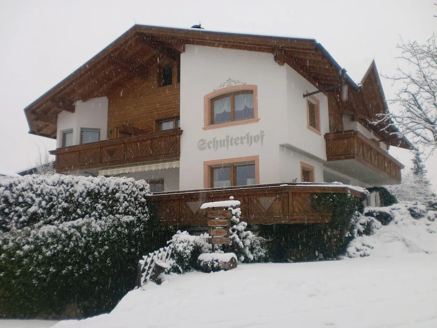 Ferienwohnungen Schusterhof in Natz