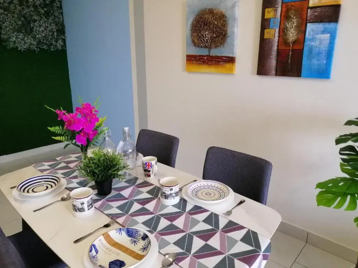 Lovely Mines Astetica Lake View Seri Kembangan 2BR