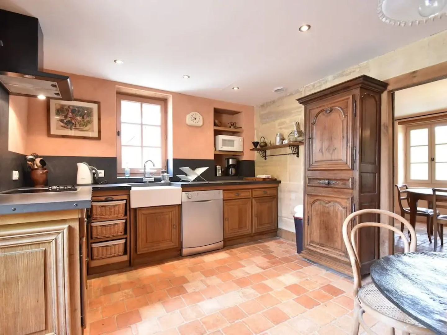 Luxurious Mansion in Castle Grounds in Lantheuil