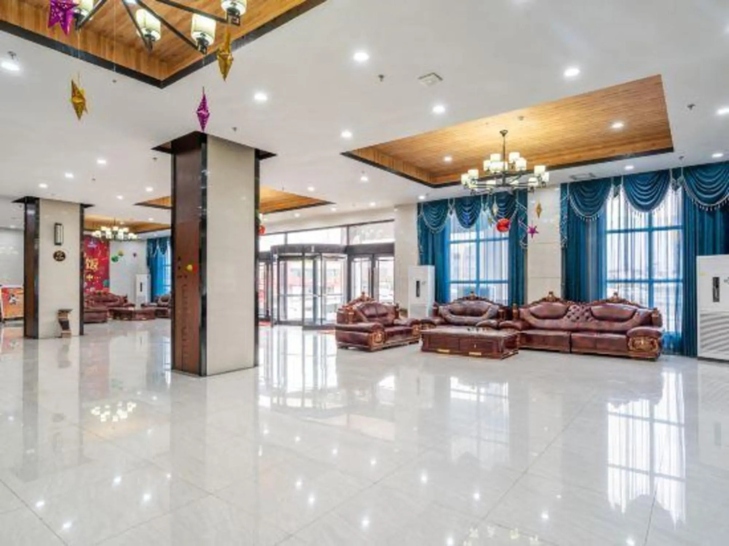 Dunwang Holiday Hotel
