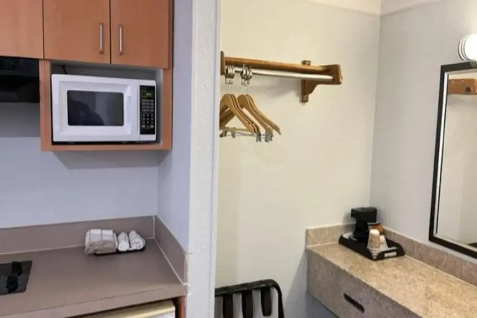 Studio 6 Suites Hinesville, GA