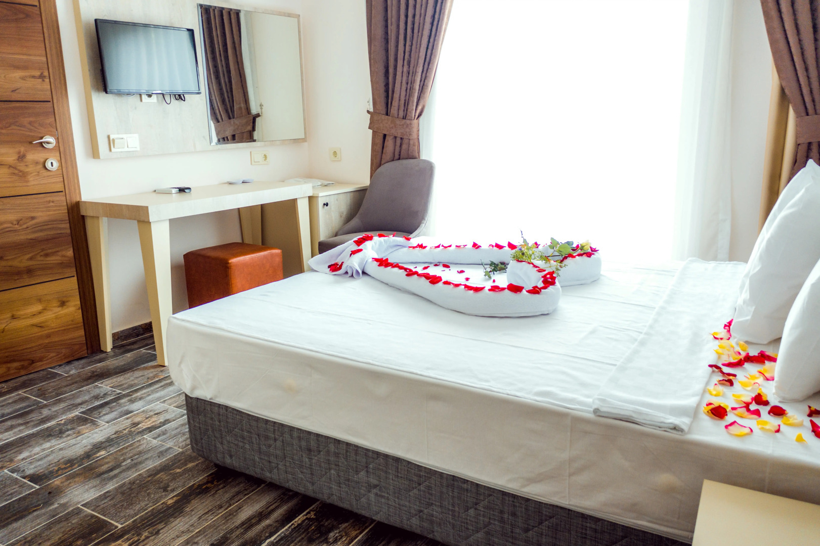 Dream Town Hotel & Restaurant