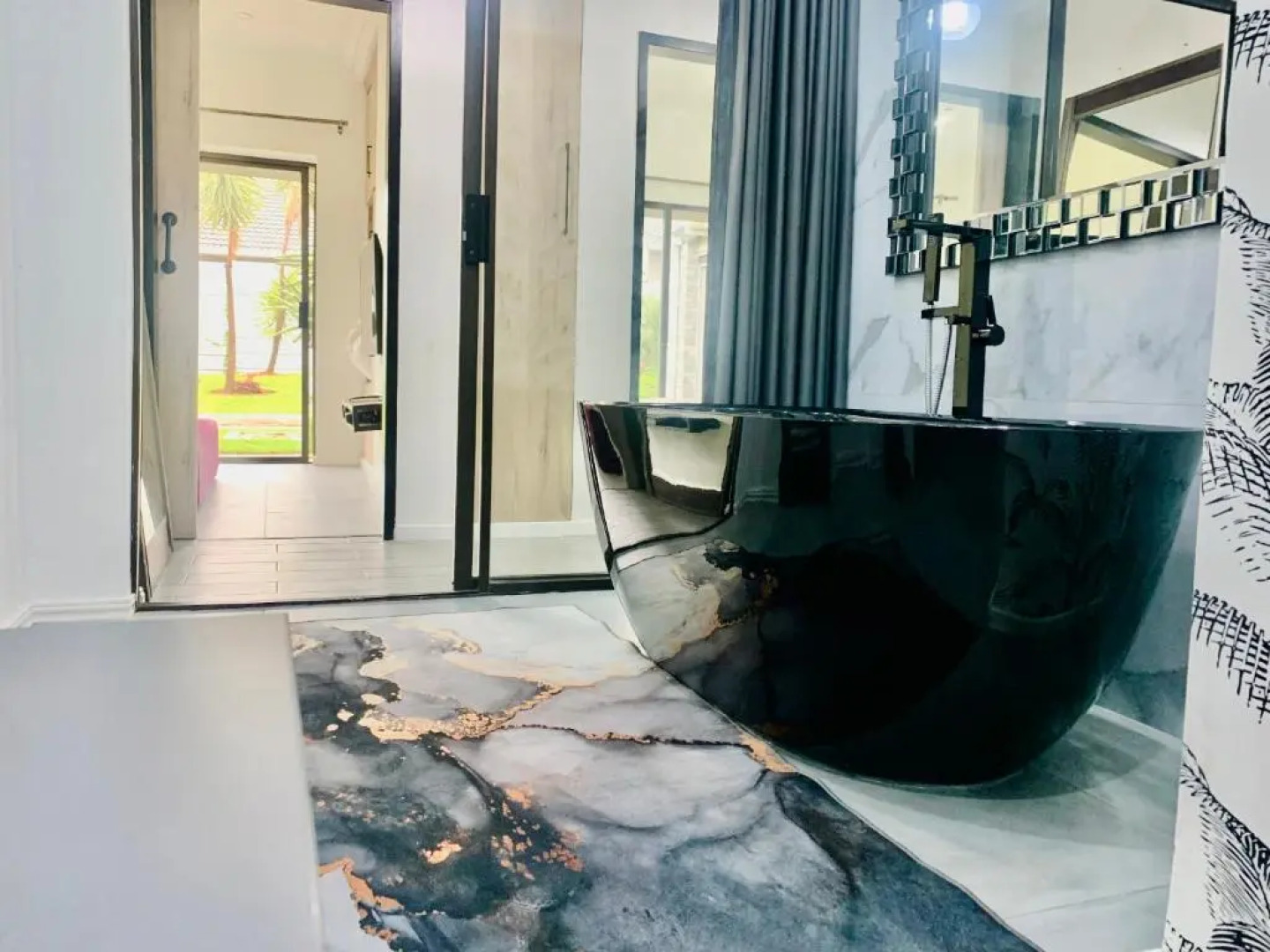 24 On Basil Boutique Aparthotel