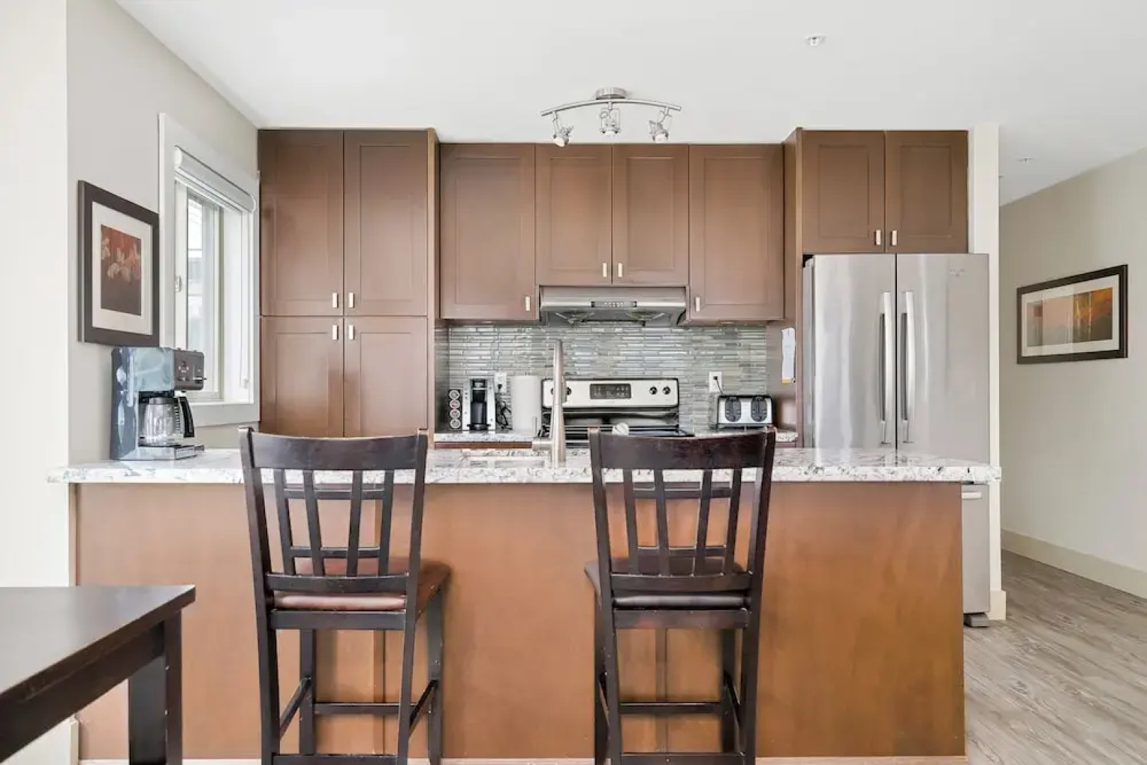 Rooftop Paradise Luxe 2BR  Lake Views