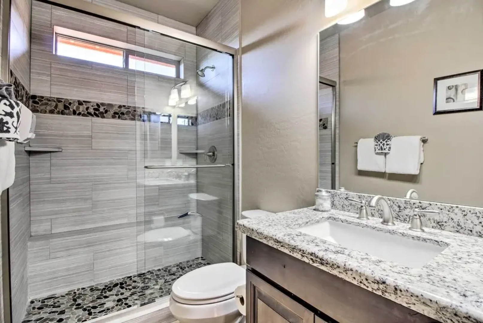 Waterfront Lakeside Home - 1 Block to Boat Ramp