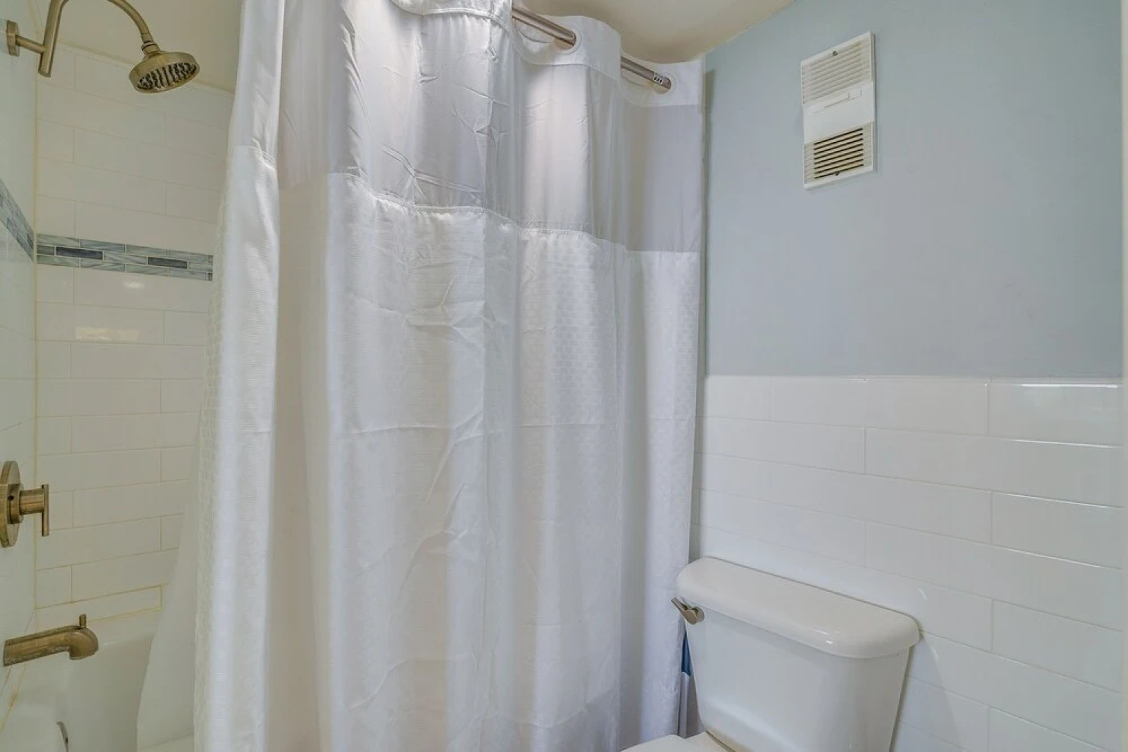 Waterfront Hudson Condo w/ Pool & Beach Access