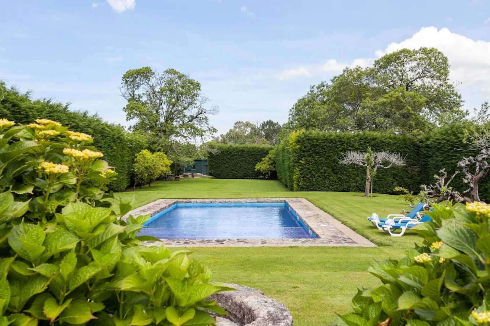 Casa com Piscina e Bungalow em Esposende by Izibookings