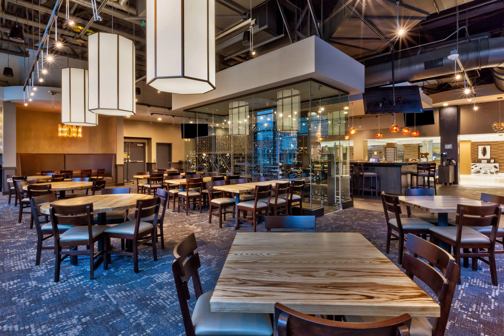 DoubleTree by Hilton Rochester - Mayo Clinic Area