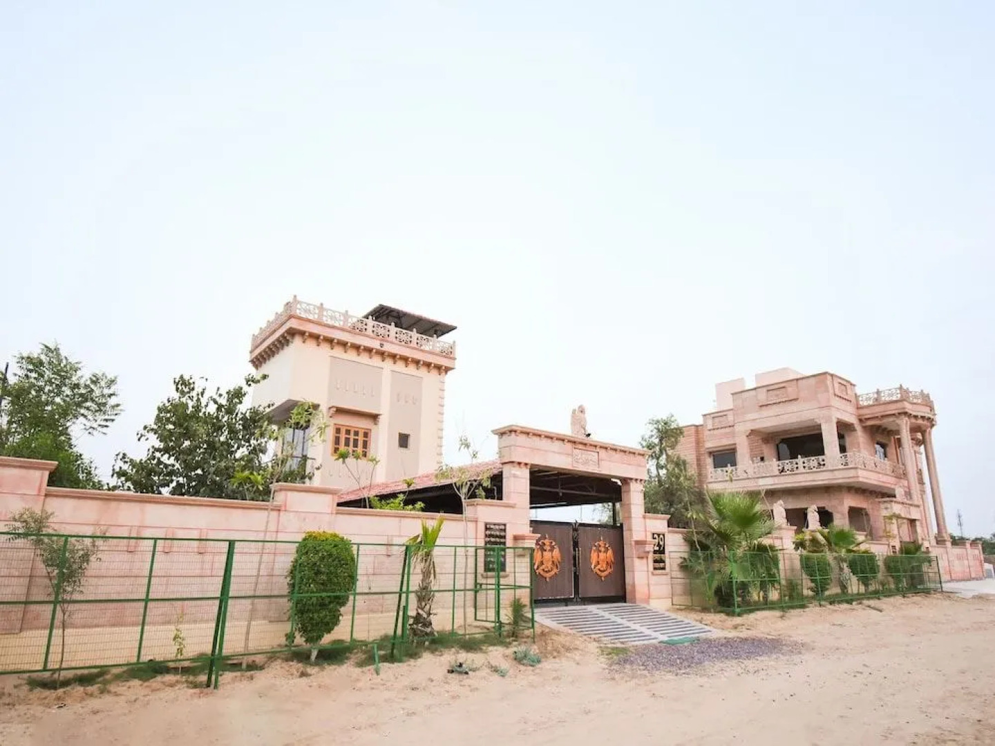 Oyo 42636 Zest Damodar Garh