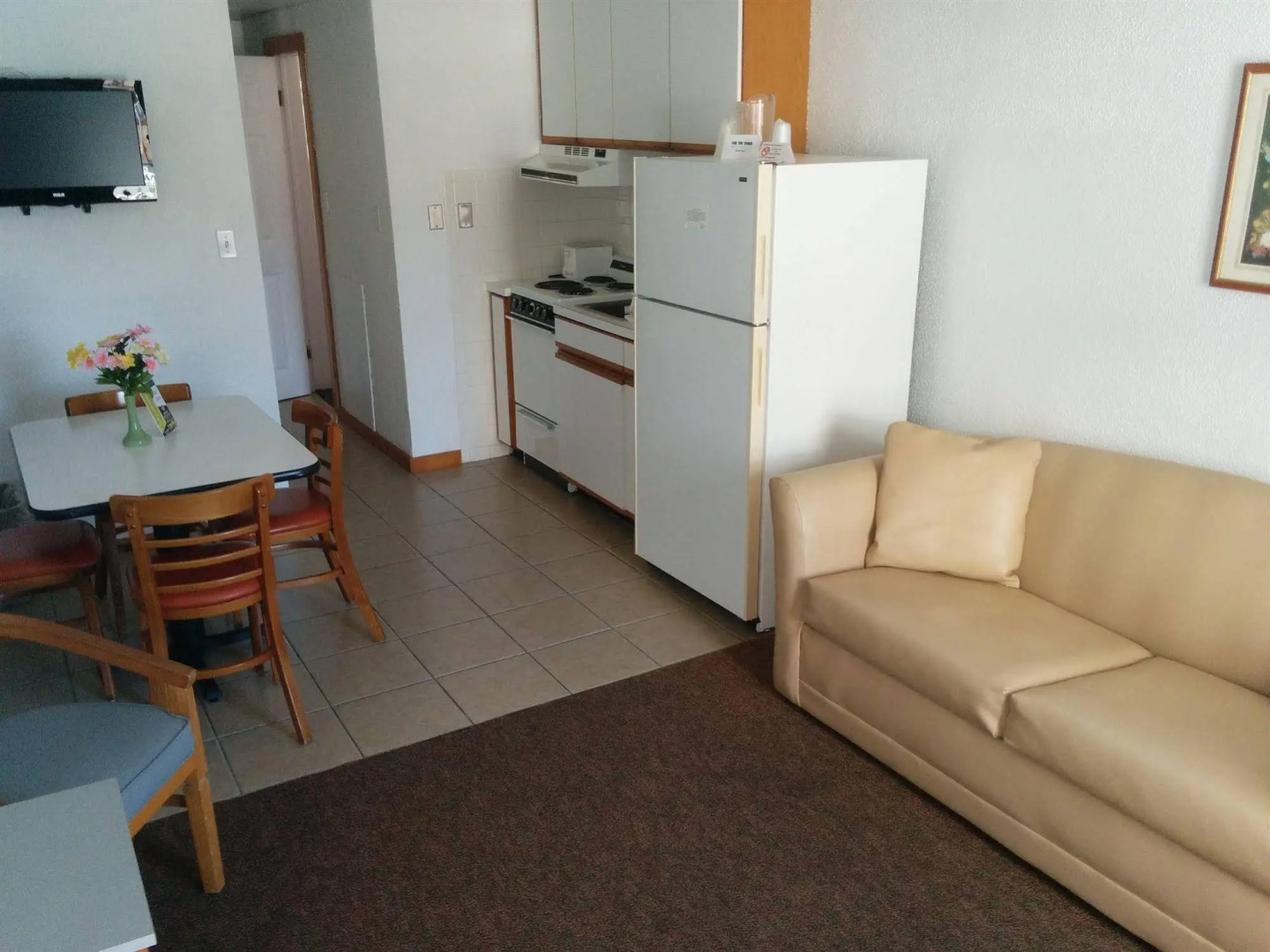 Pink Champagne Motel