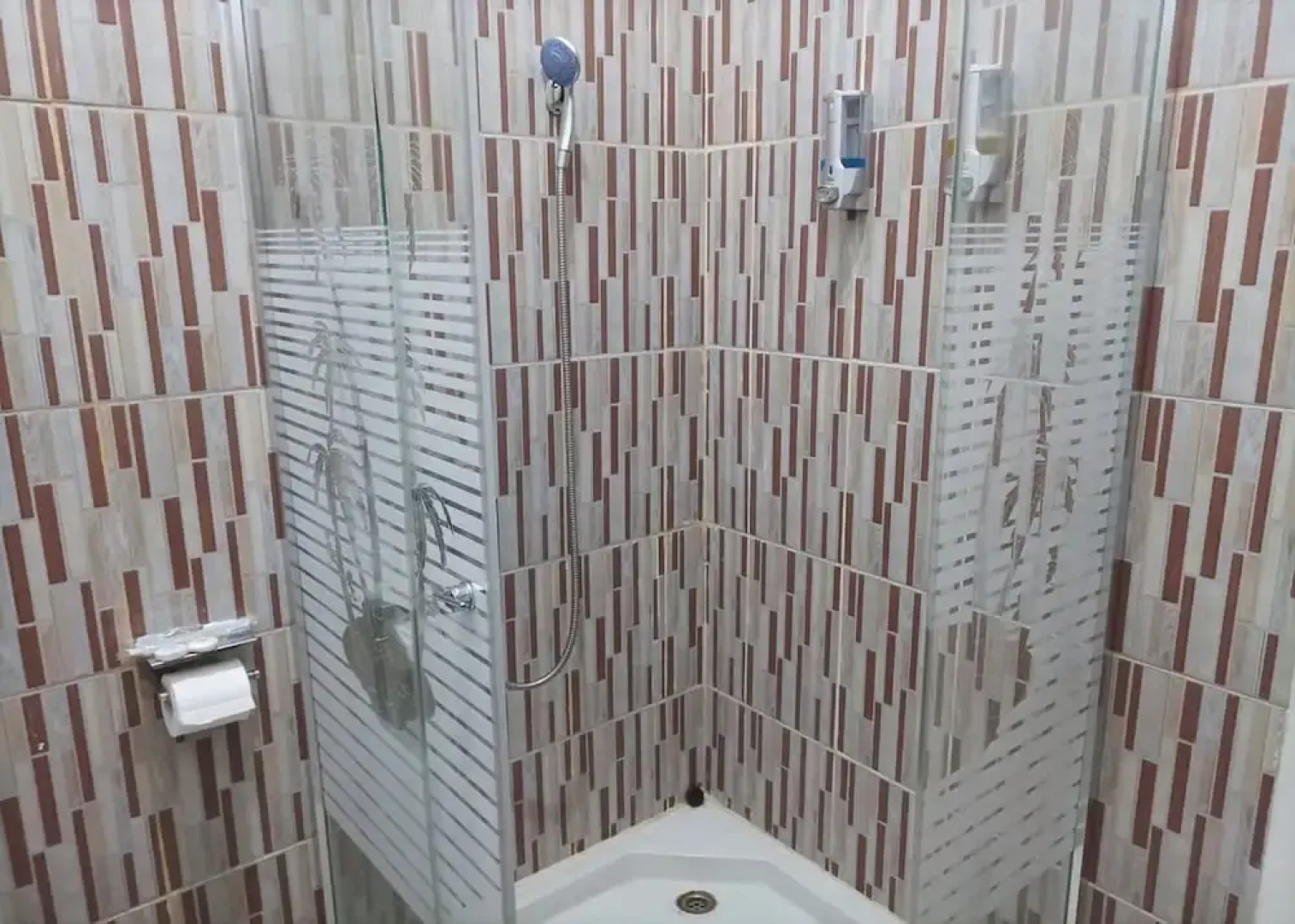 Robbani Edotel Liwa Syariah