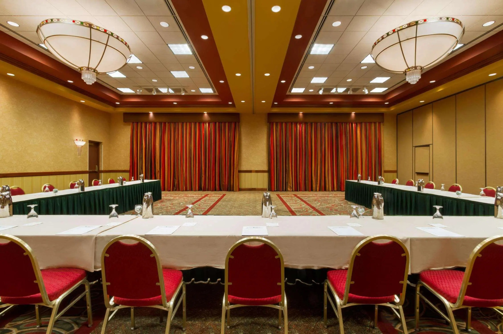 Embassy Suites Northwest Arkansas - Hotel, Spa & Convention