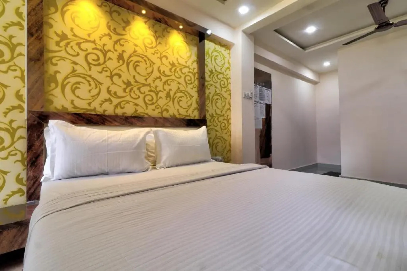 Hotel Anantha by WB Inn