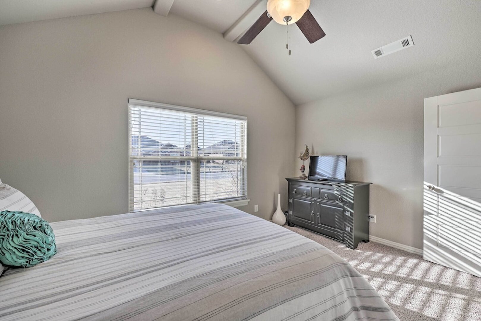 Near Hiking & Biking: Convenient Home in Rogers!