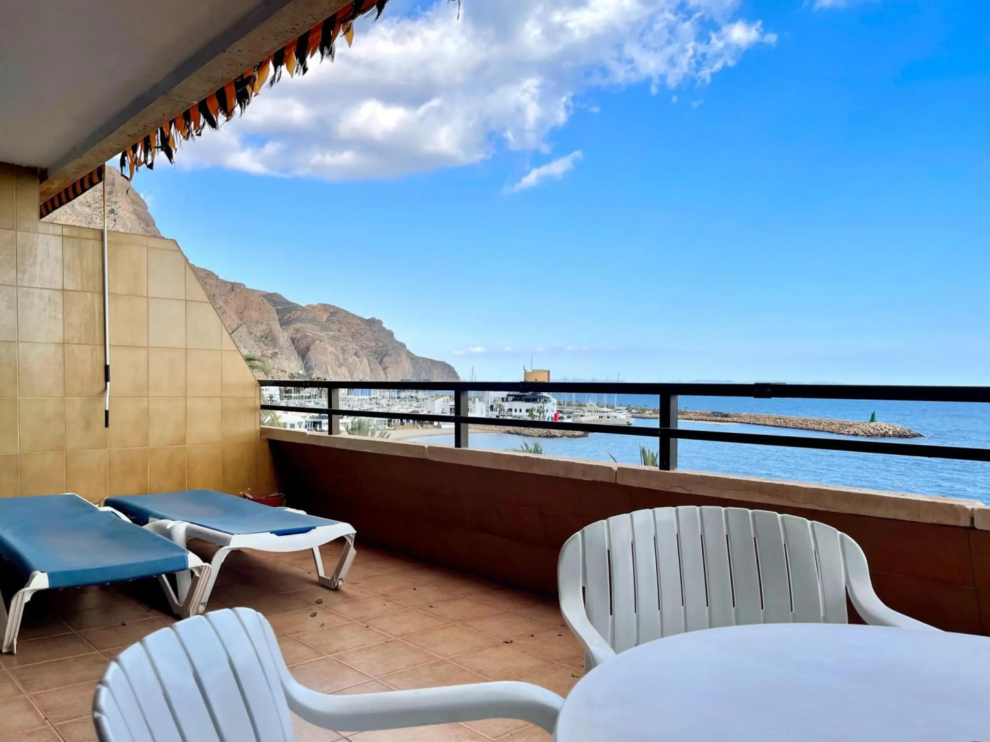 Welcoming apartment in Aguadulce with private terrace