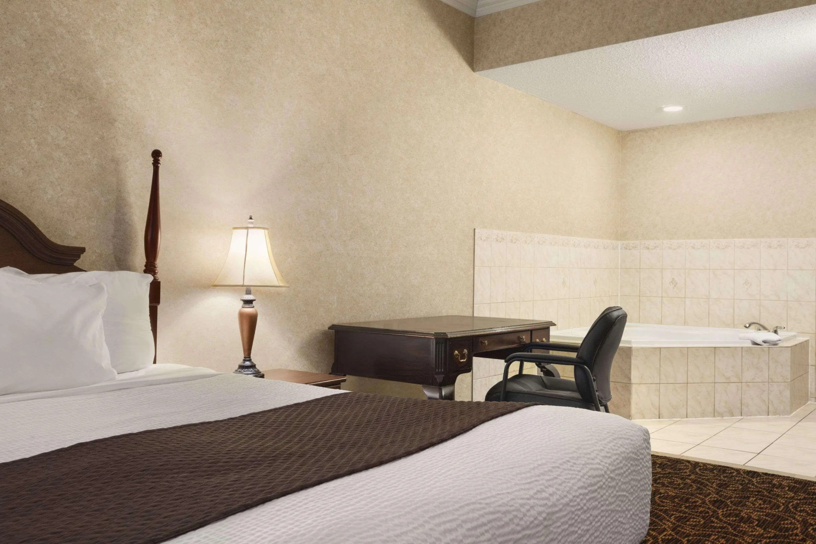 Days Inn - Toronto East Lakeview