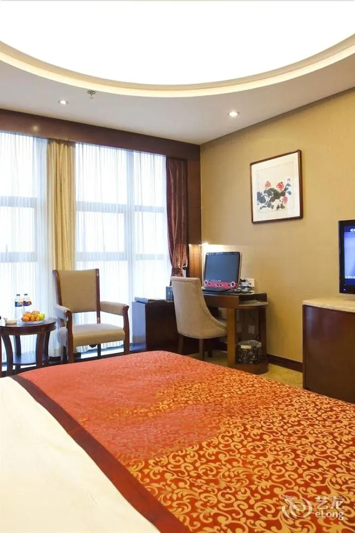 Changsha Xingwei Huatian Hotel