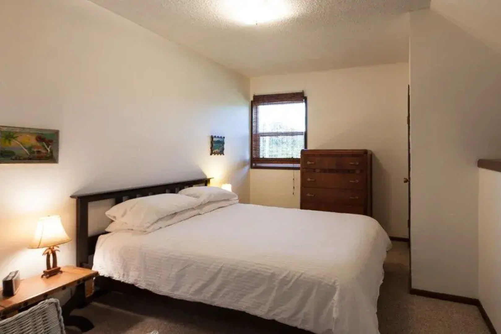 Heartbreak Pet and Family-Friendly Hood River Home by RedAwning