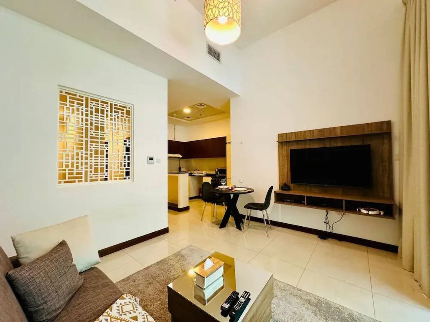 Manzil- Chic Studio in JVC With Premium Amenities