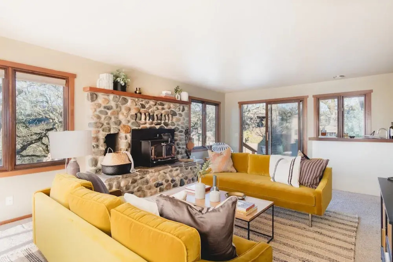 Gable by Avantstay Beautiful 3 5 Acre Oasis w Gorgeous Views Pool Hot Tub