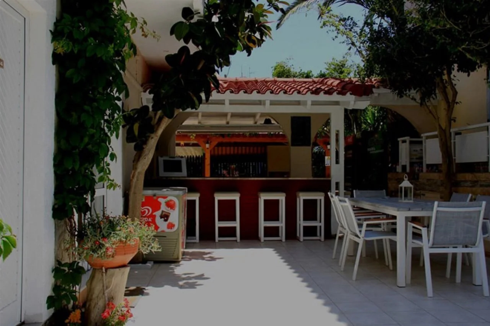 Minas Apartments