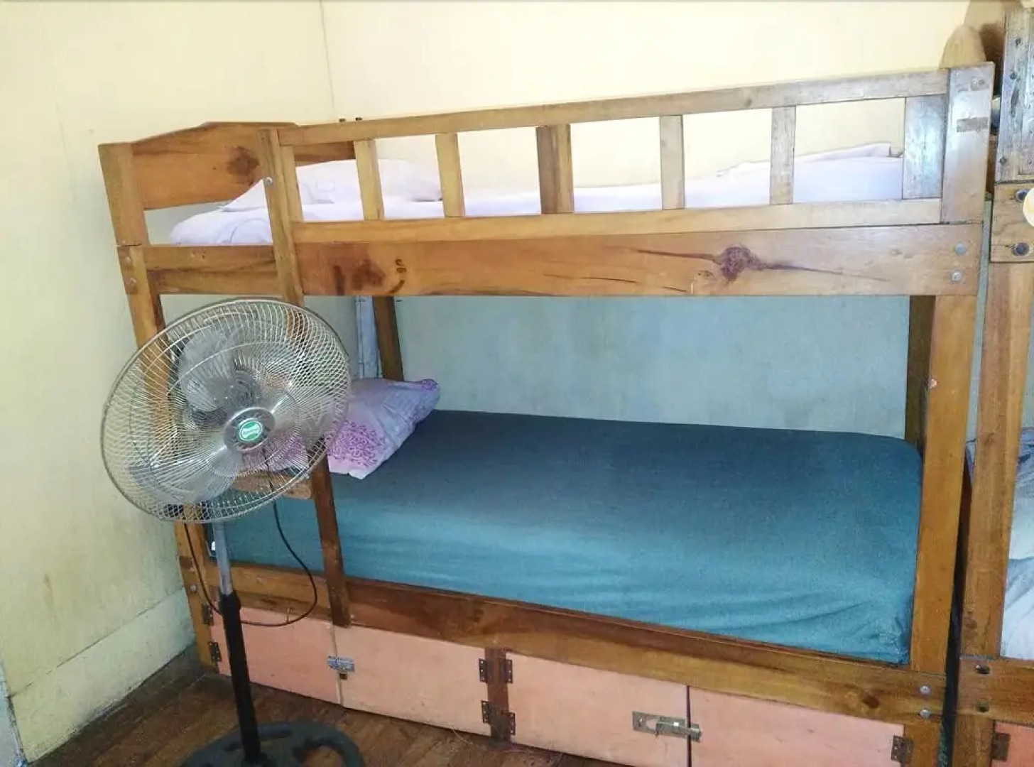 Amazon Mad Mick's Bunk House - Adults Only