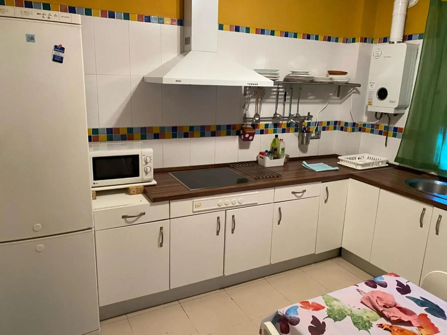 CASTILLEJA , Casa-Apartamento cerca centro Sevilla Wifi Familias Trabajo Garaje