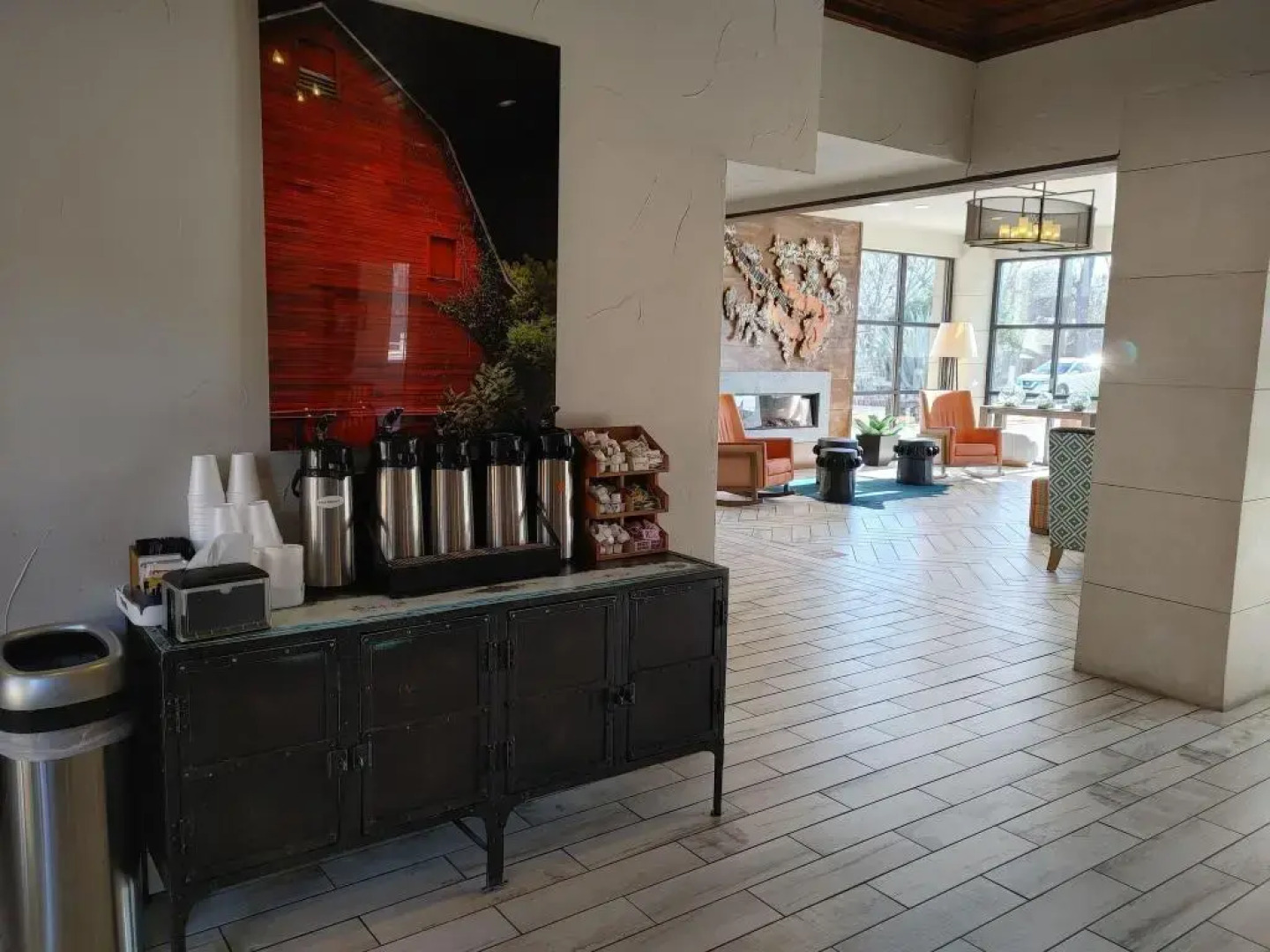 Fredericksburg Inn & Suites