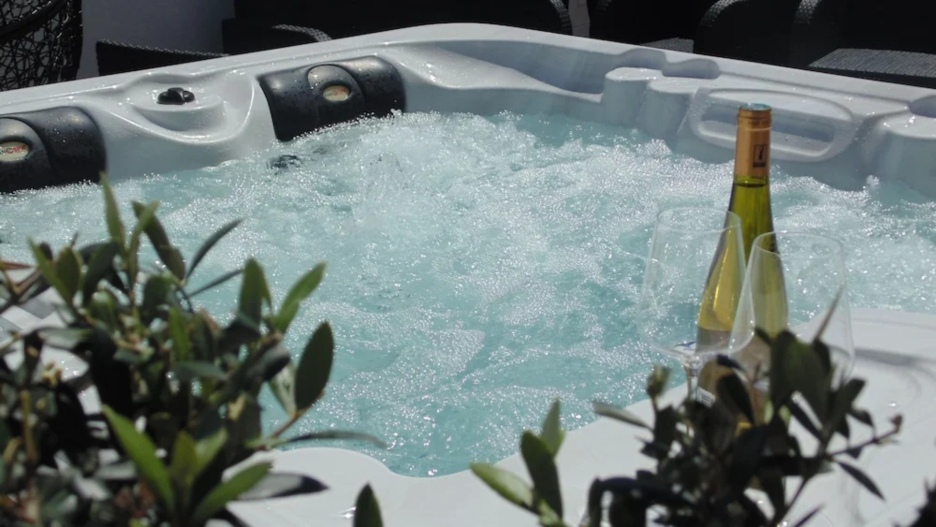 Downtown Luxury Suites