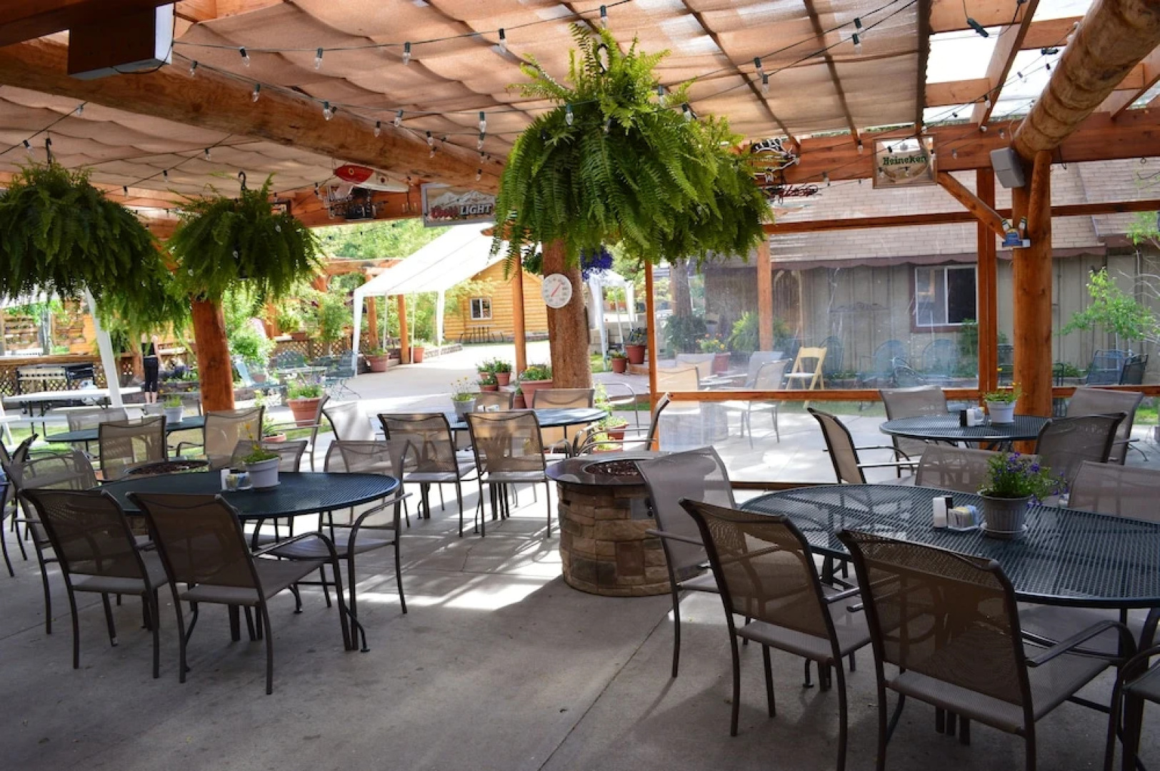 Daven Haven Lodge & Cabins