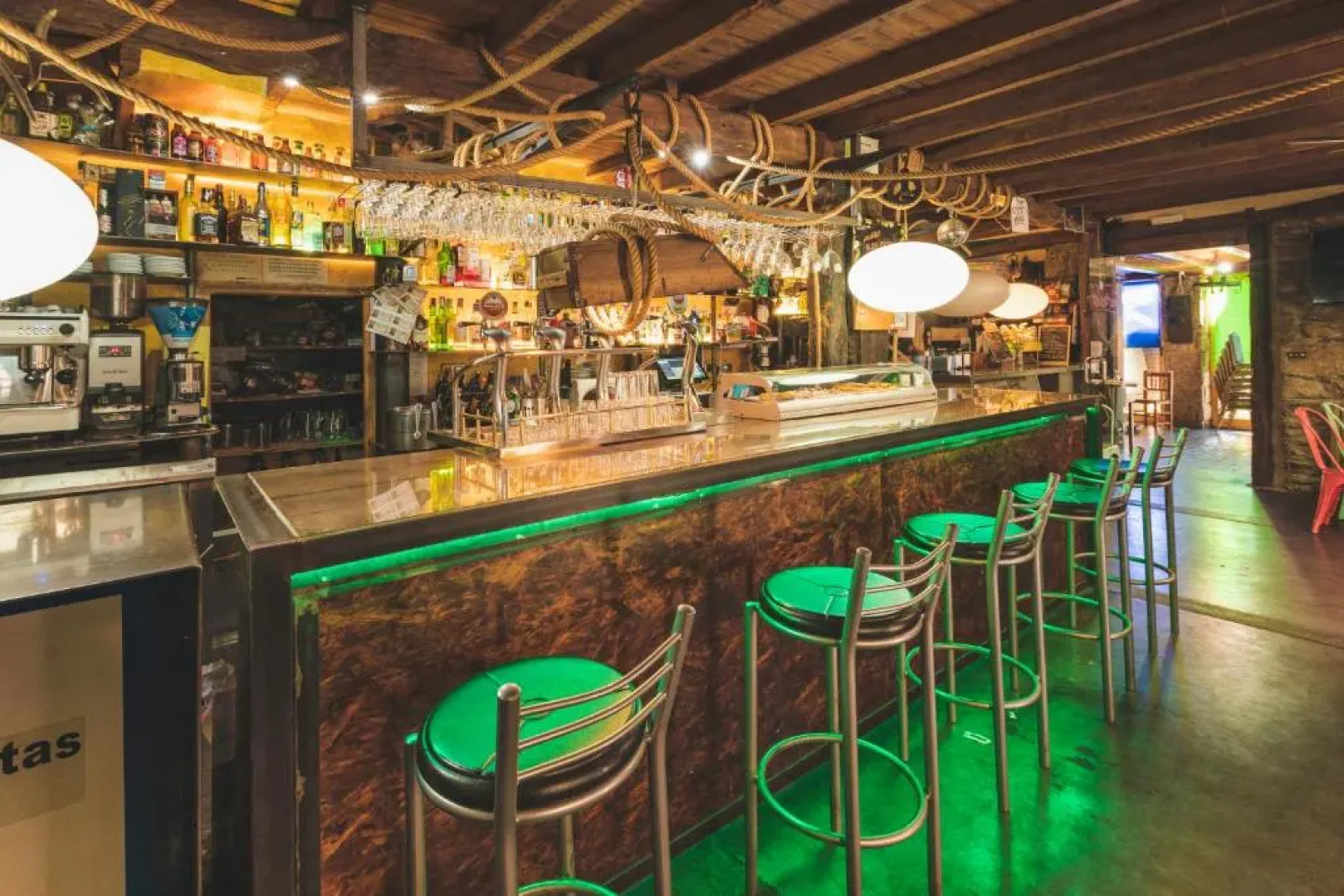 Hostal Los Chanos El Ruso