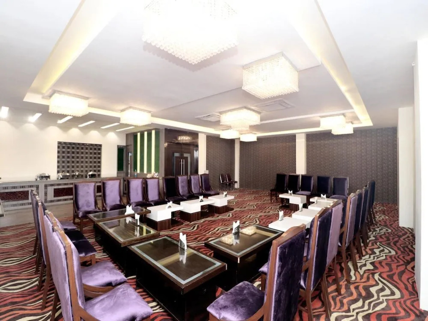 OYO 15890 Hotel Sunciti Extension