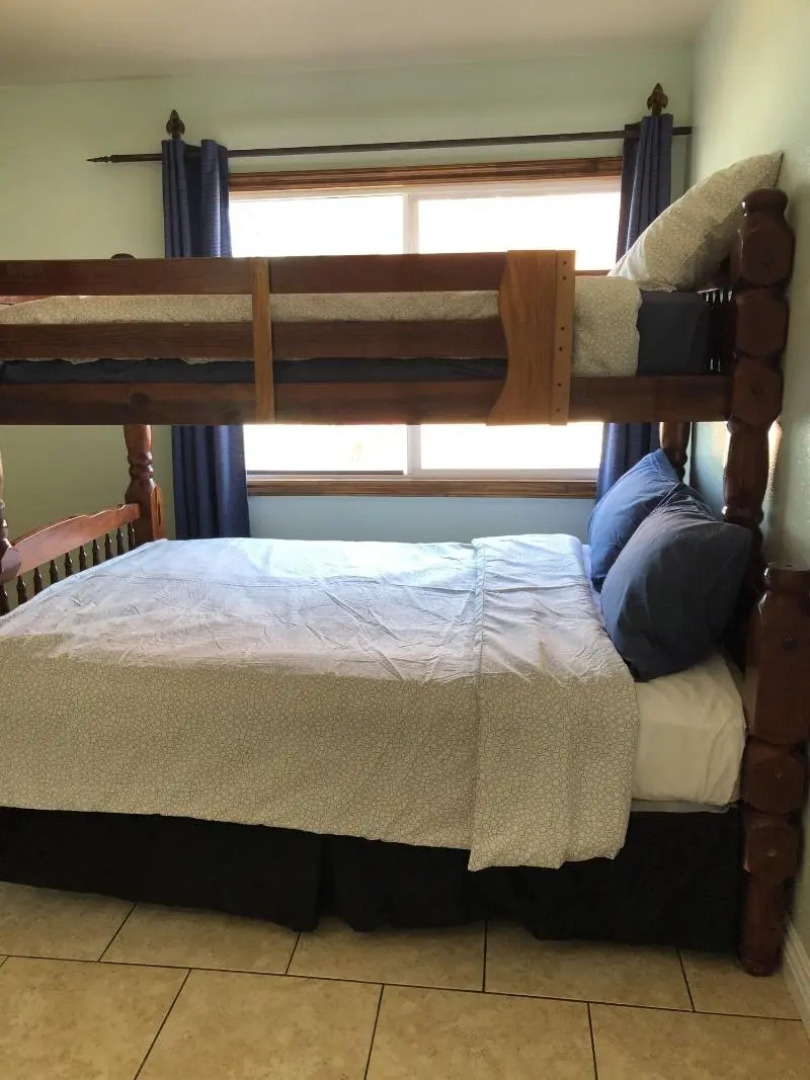 The Shores Inn and Beach Houses