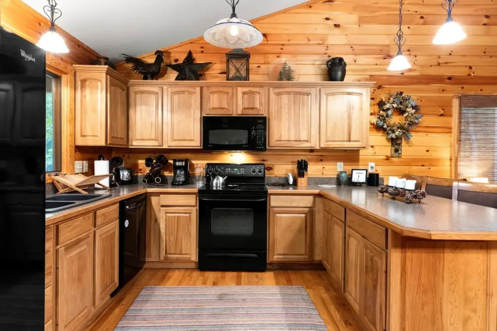 Deer Spring Home at Wintergreen Near to Ski Slopes