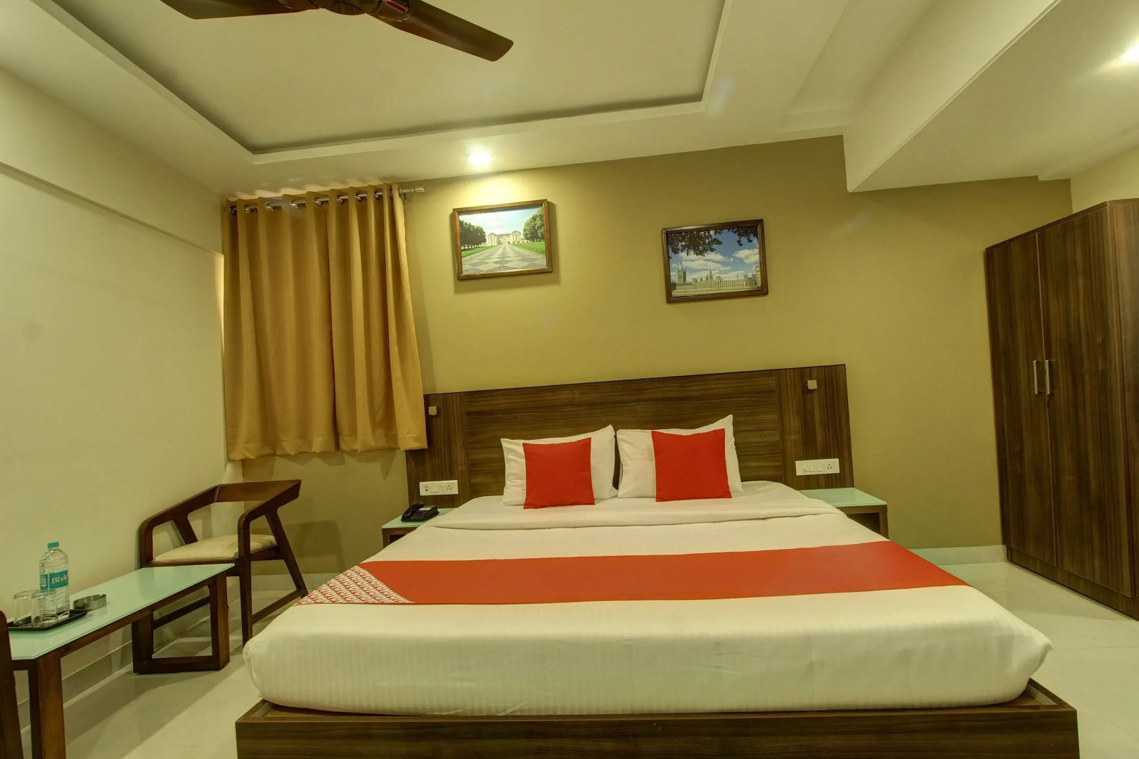 OYO 26698 Hotel Shringar Palace