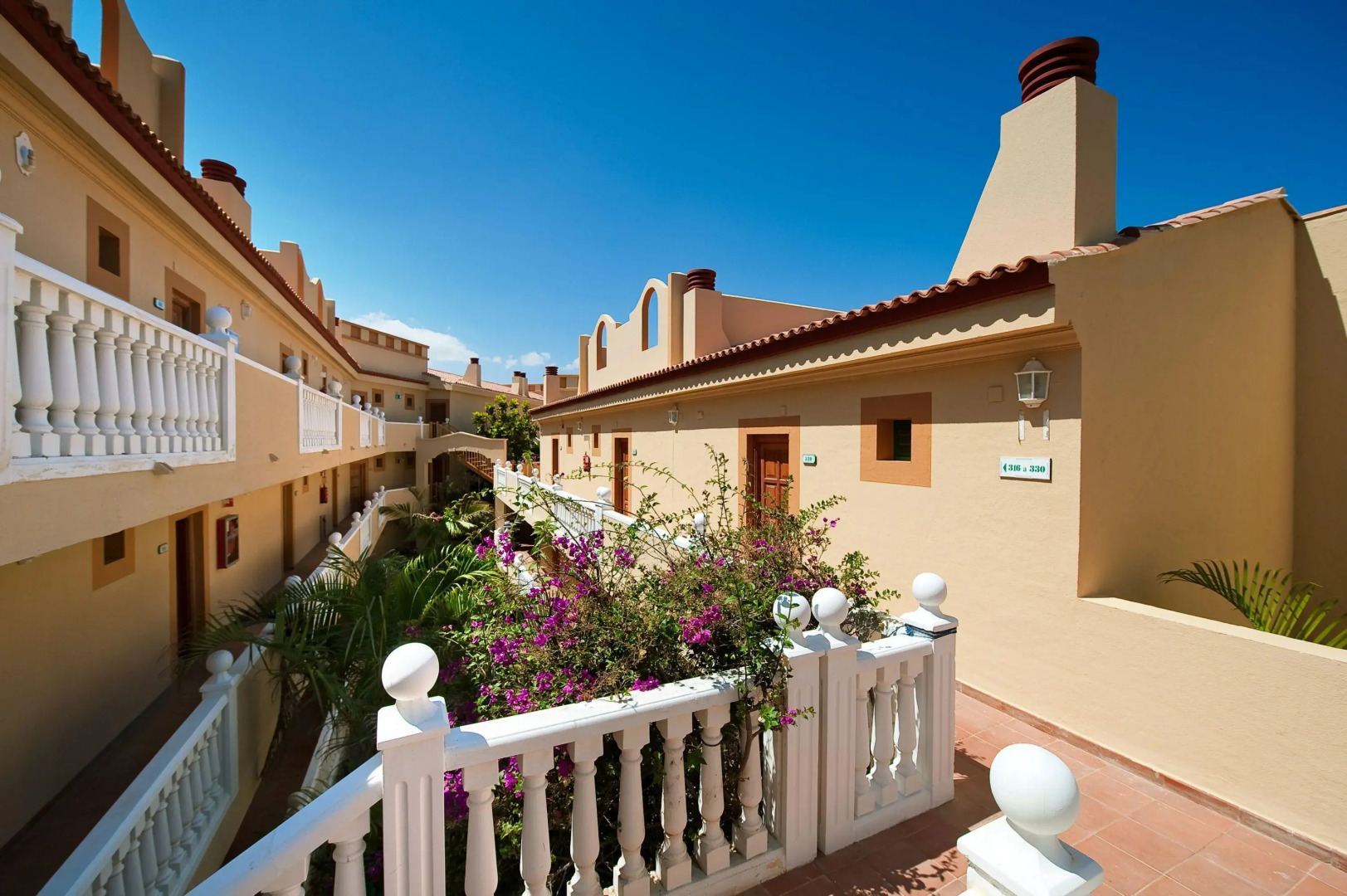 Elba Lucía Sport & Suite Hotel