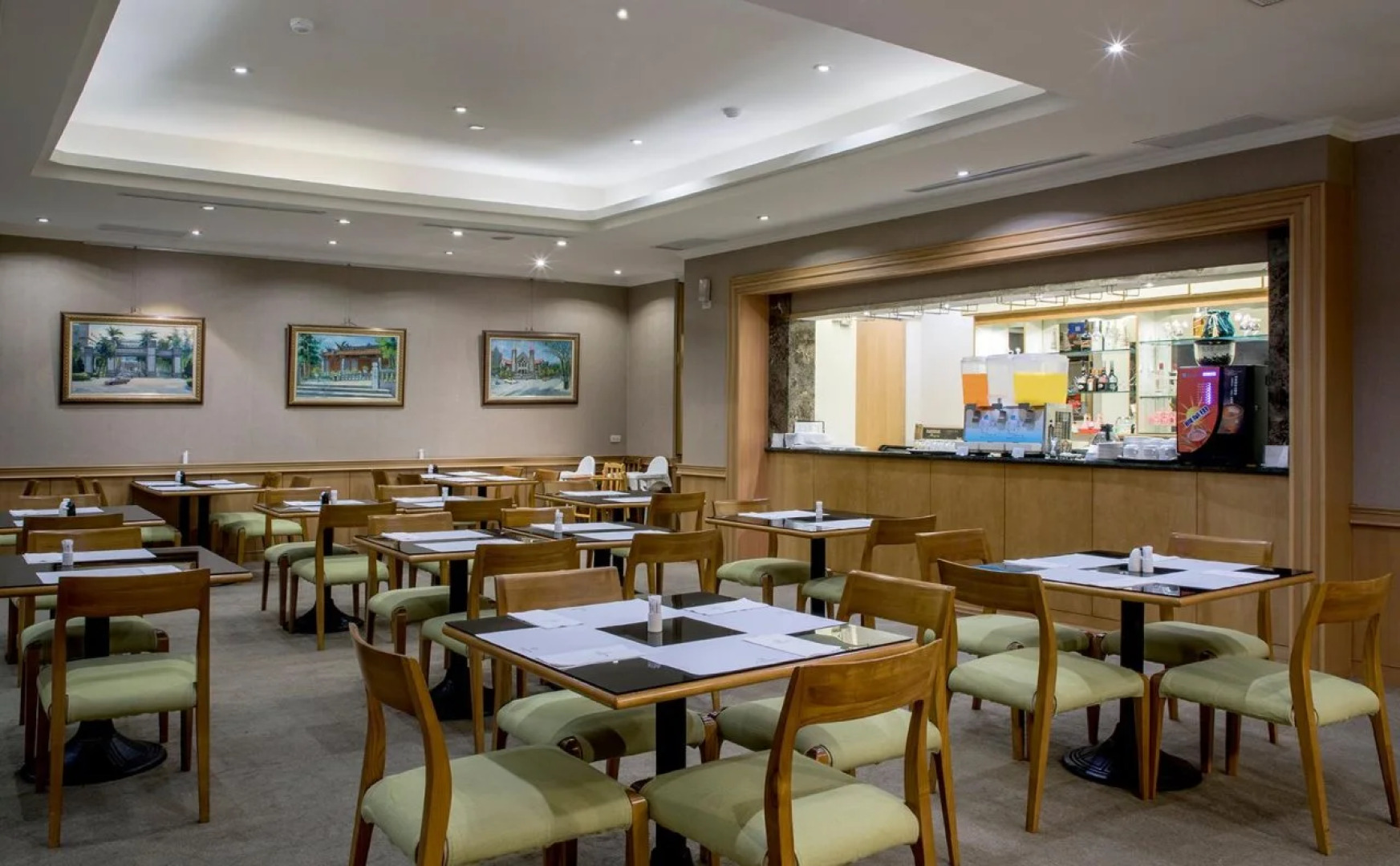 Carlton Hotel-Chung Hwa