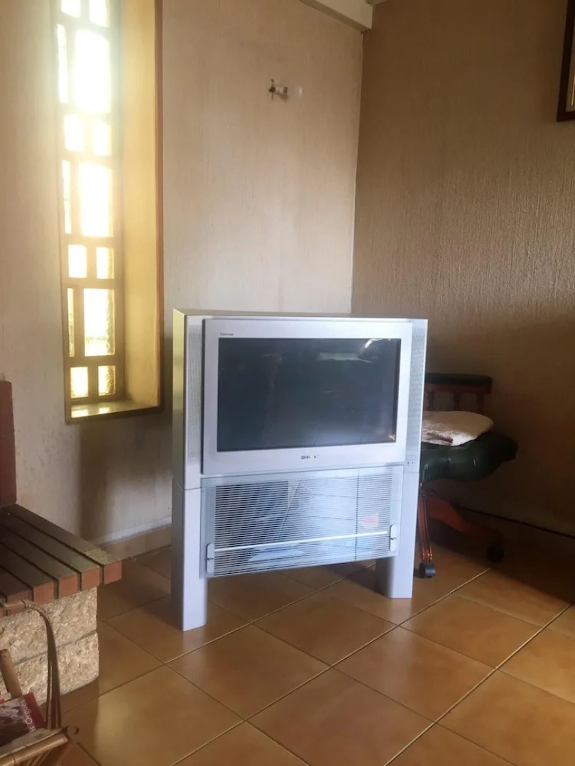 House With 3 Bedrooms in Corbère-les-cabanes, With Enclosed Garden and